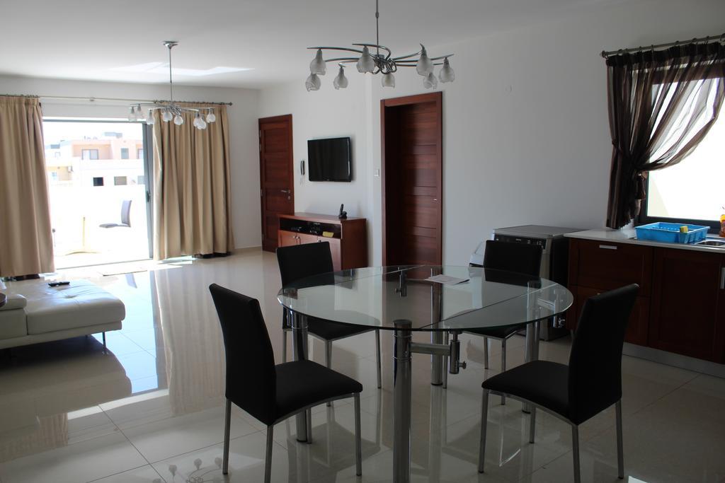 Aurora Apartment Mellieha Ngoại thất bức ảnh
