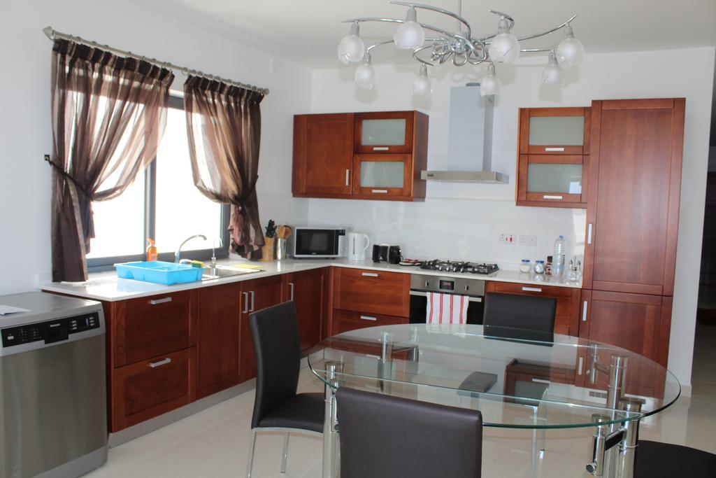 Aurora Apartment Mellieha Ngoại thất bức ảnh