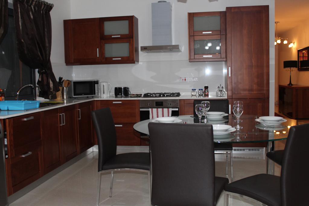 Aurora Apartment Mellieha Ngoại thất bức ảnh