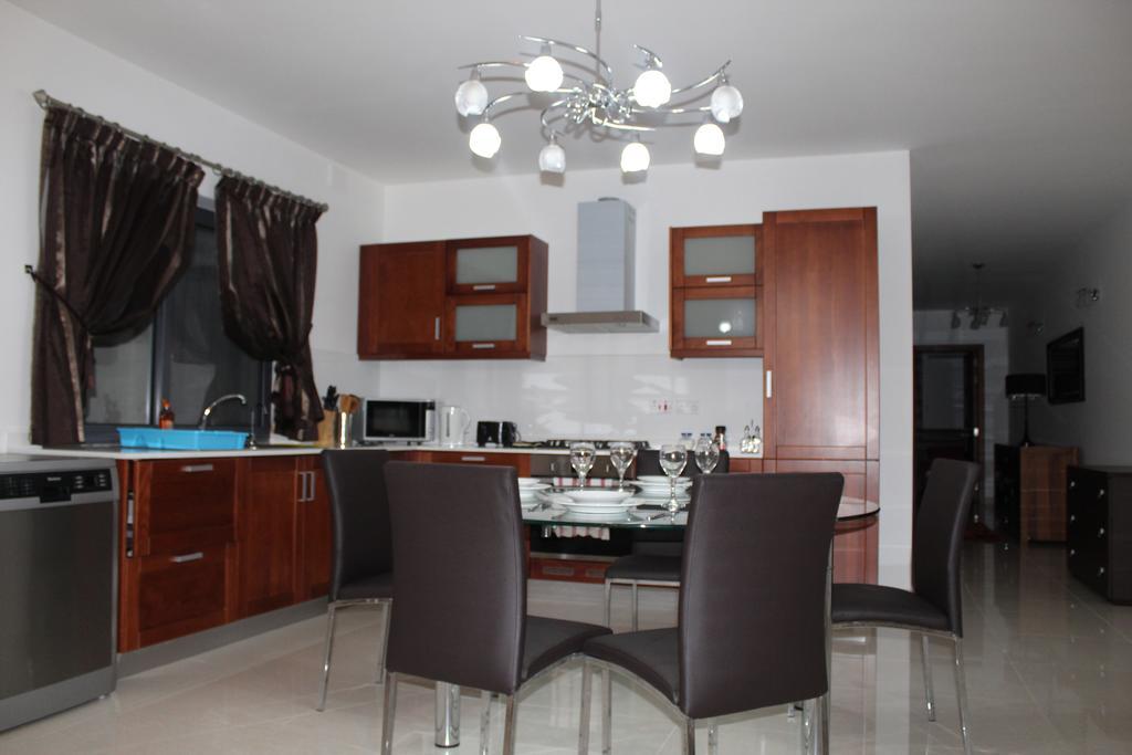 Aurora Apartment Mellieha Ngoại thất bức ảnh